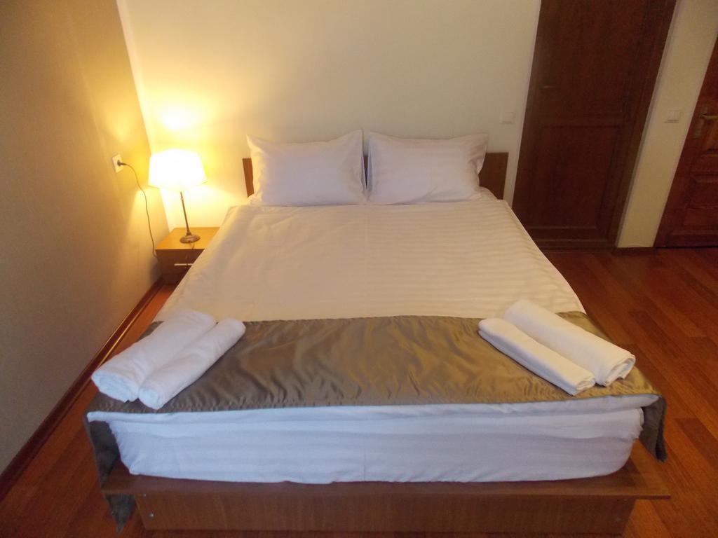 Hotel Almi อาคัลท์ชิกเค ห้อง รูปภาพ