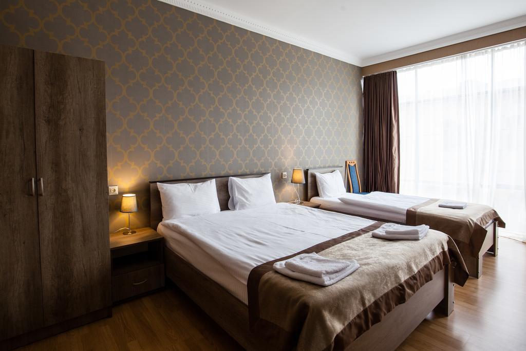 Hotel Almi อาคัลท์ชิกเค ภายนอก รูปภาพ