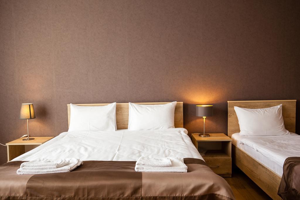 Hotel Almi อาคัลท์ชิกเค ภายนอก รูปภาพ