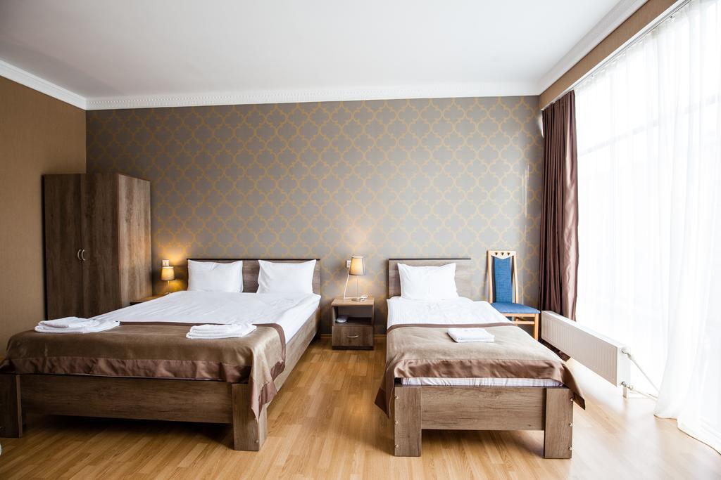 Hotel Almi อาคัลท์ชิกเค ภายนอก รูปภาพ