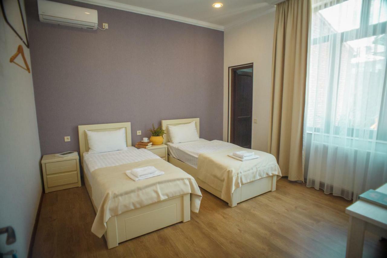 Hotel Almi อาคัลท์ชิกเค ภายนอก รูปภาพ