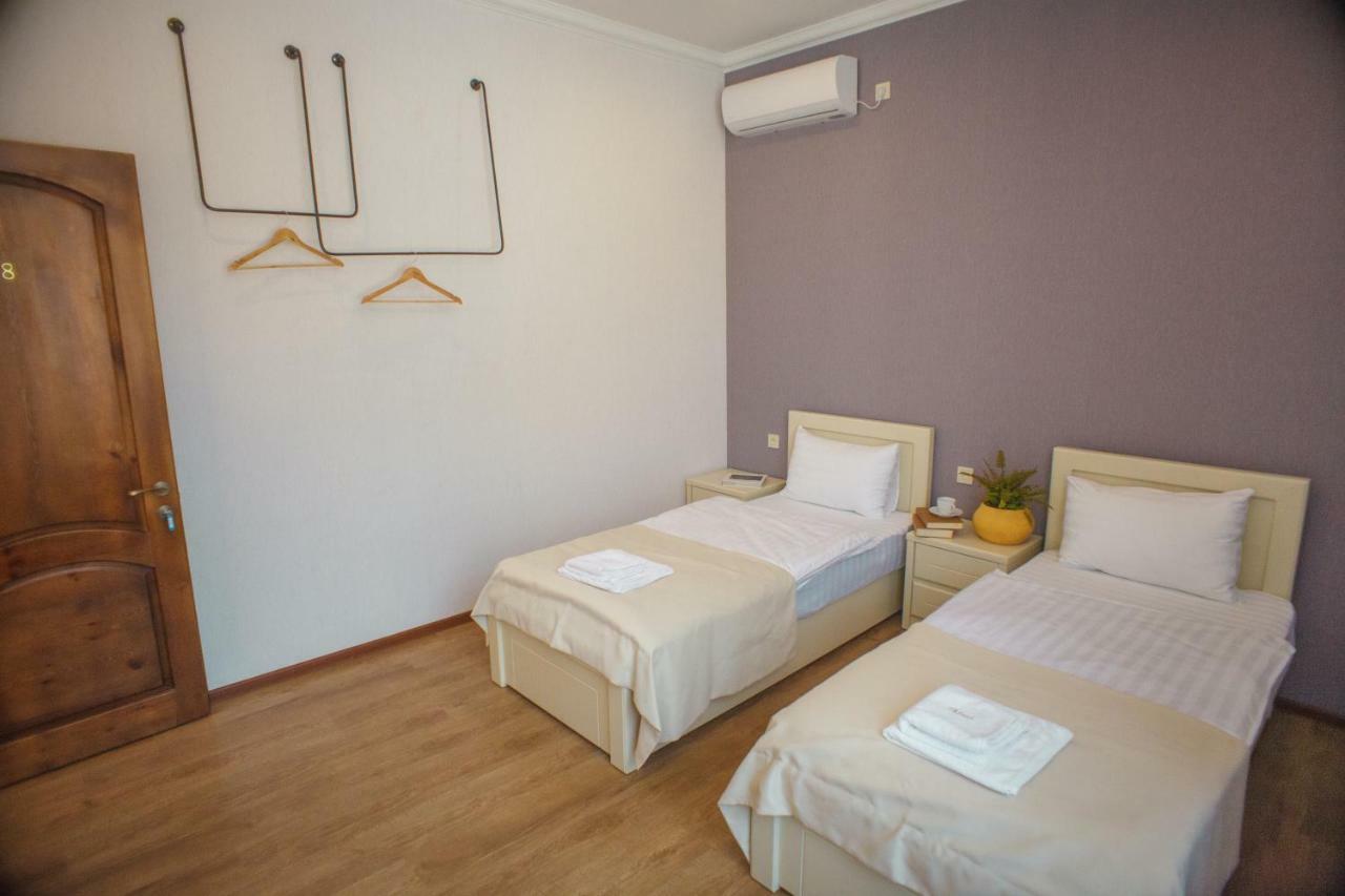 Hotel Almi อาคัลท์ชิกเค ภายนอก รูปภาพ