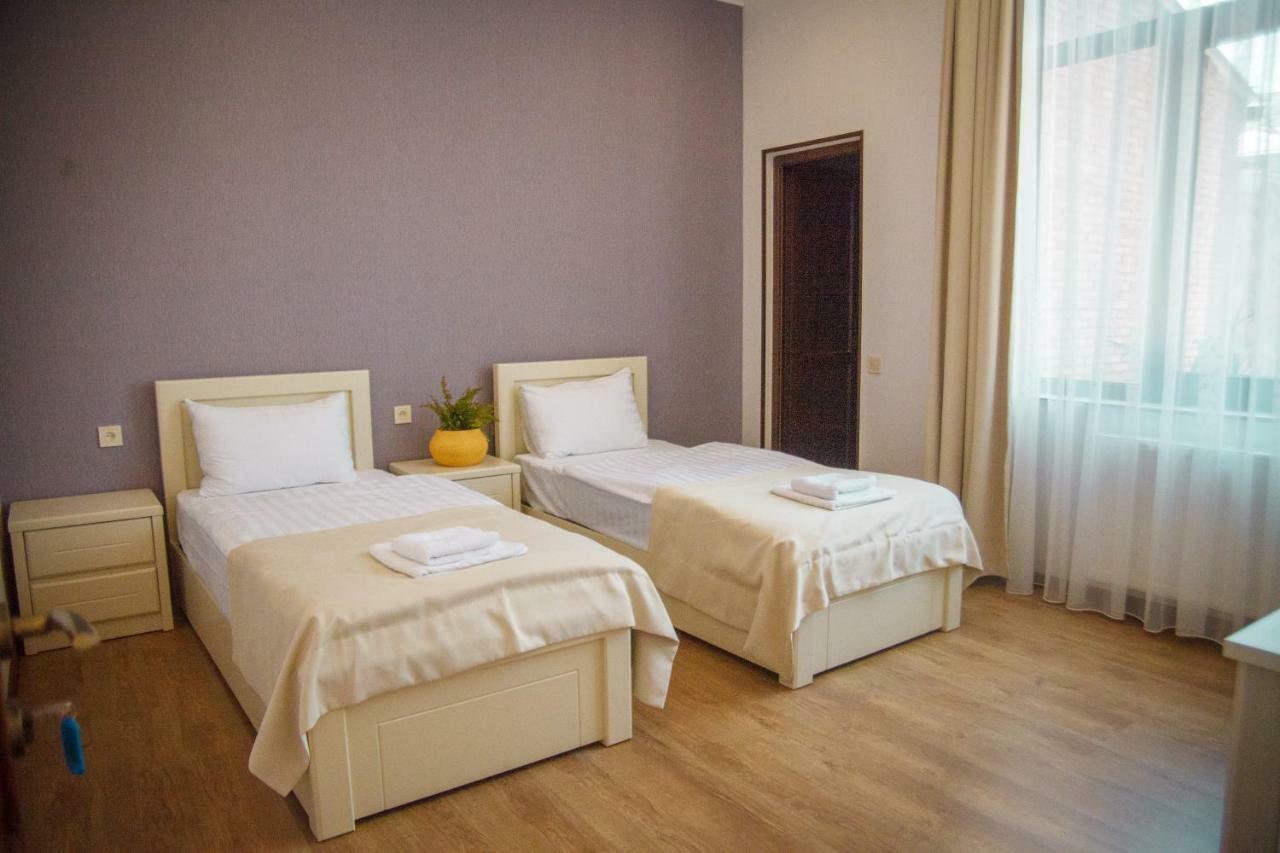 Hotel Almi อาคัลท์ชิกเค ภายนอก รูปภาพ