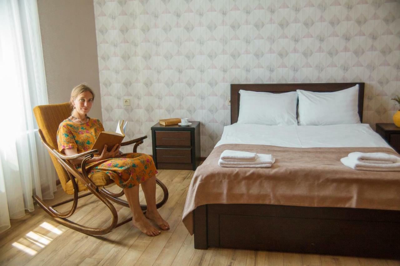 Hotel Almi อาคัลท์ชิกเค ภายนอก รูปภาพ