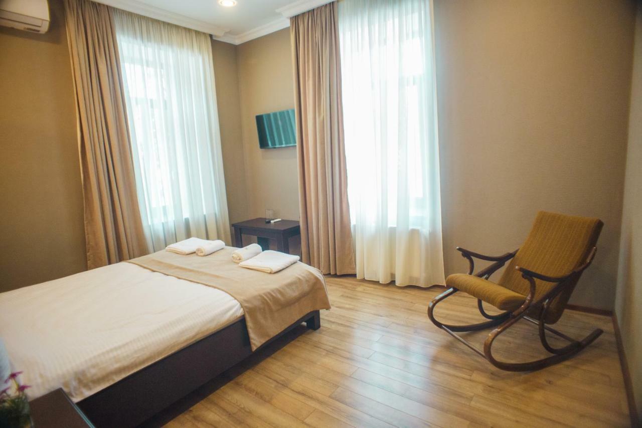 Hotel Almi อาคัลท์ชิกเค ภายนอก รูปภาพ